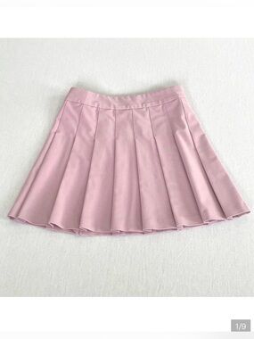 ⭐️host Pick⭐️ Aritzia Sunday Best Olive Mini 15" Skirt